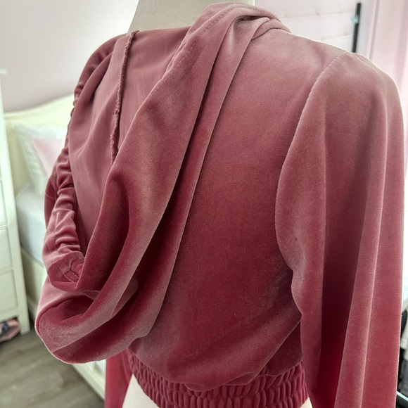 💖Pink velour zip up hoodie & pants set✨ - Picture 3 of 7